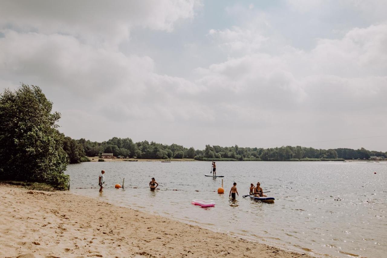 Glampingresort Raus Am See In Spaden Schiffdorf Экстерьер фото